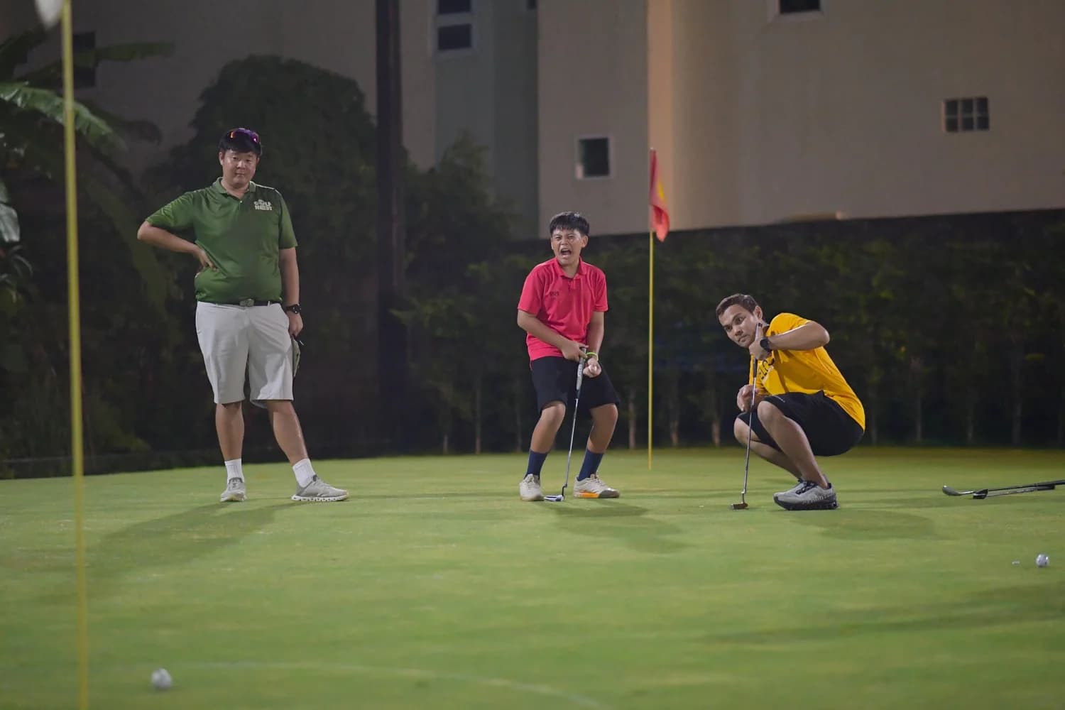 Championship putt