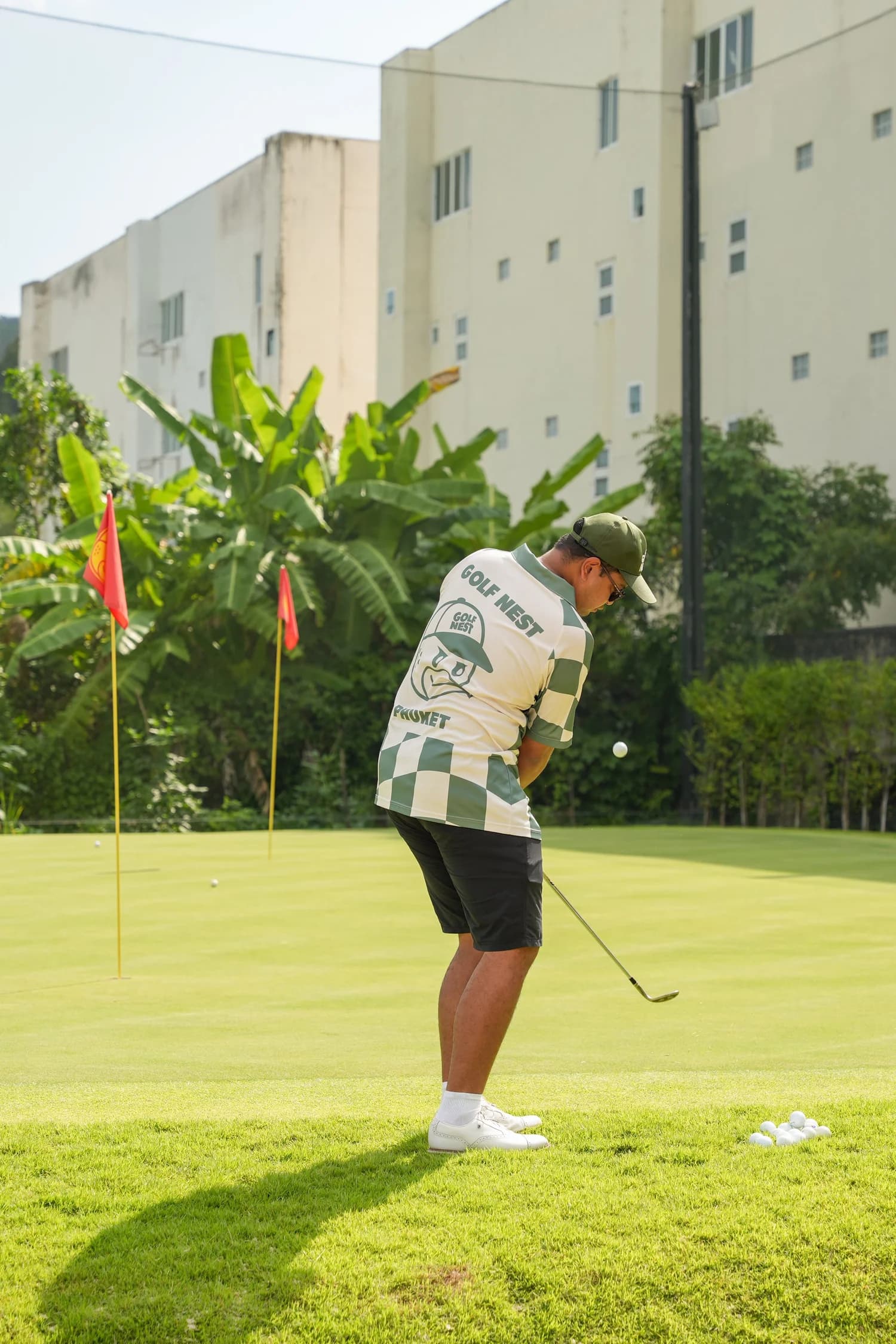 GOLFNEST range and putting green area